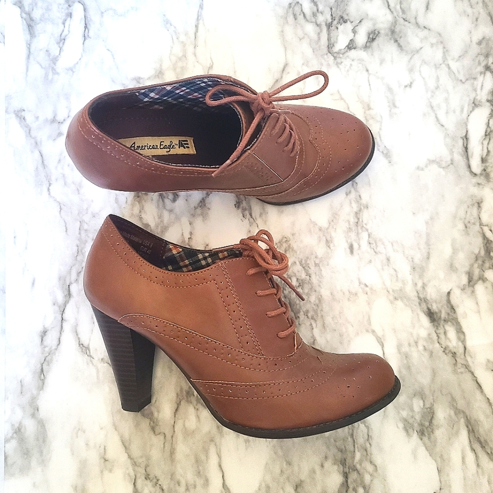 American Eagle booties sz 8